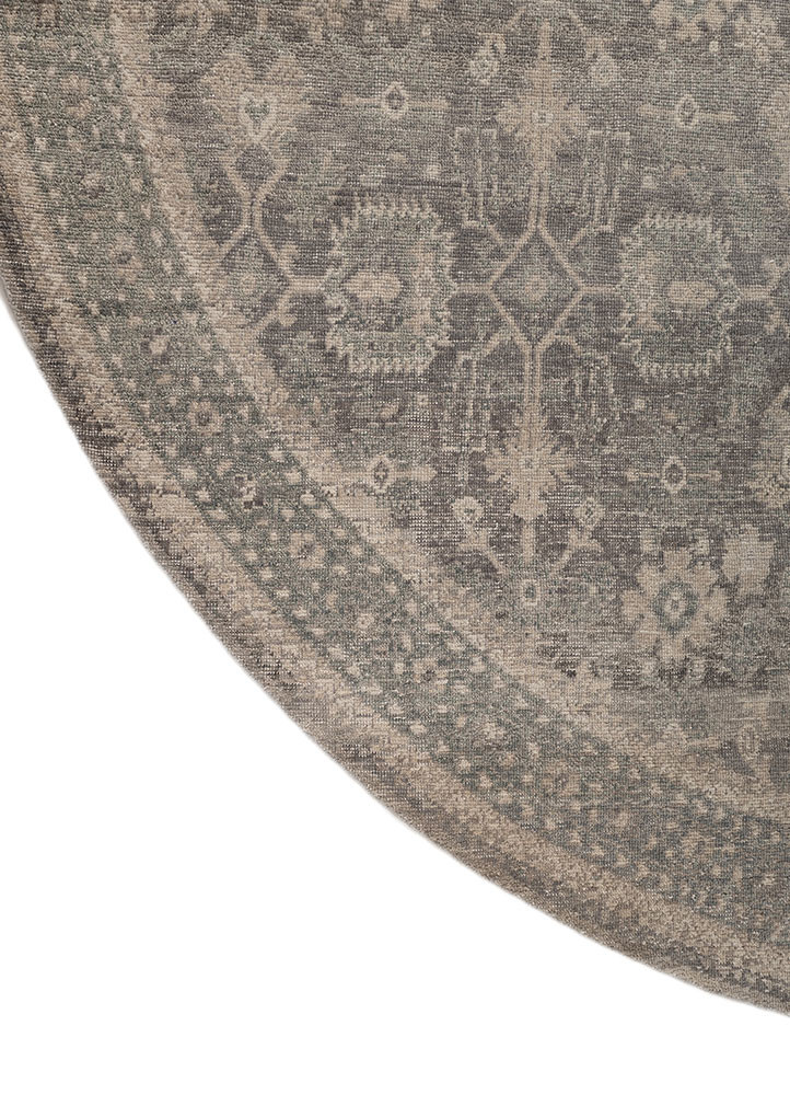 erbe grey and black wool hand knotted Rug - Corner erbe grey and black wool hand knotted Rug - Corner