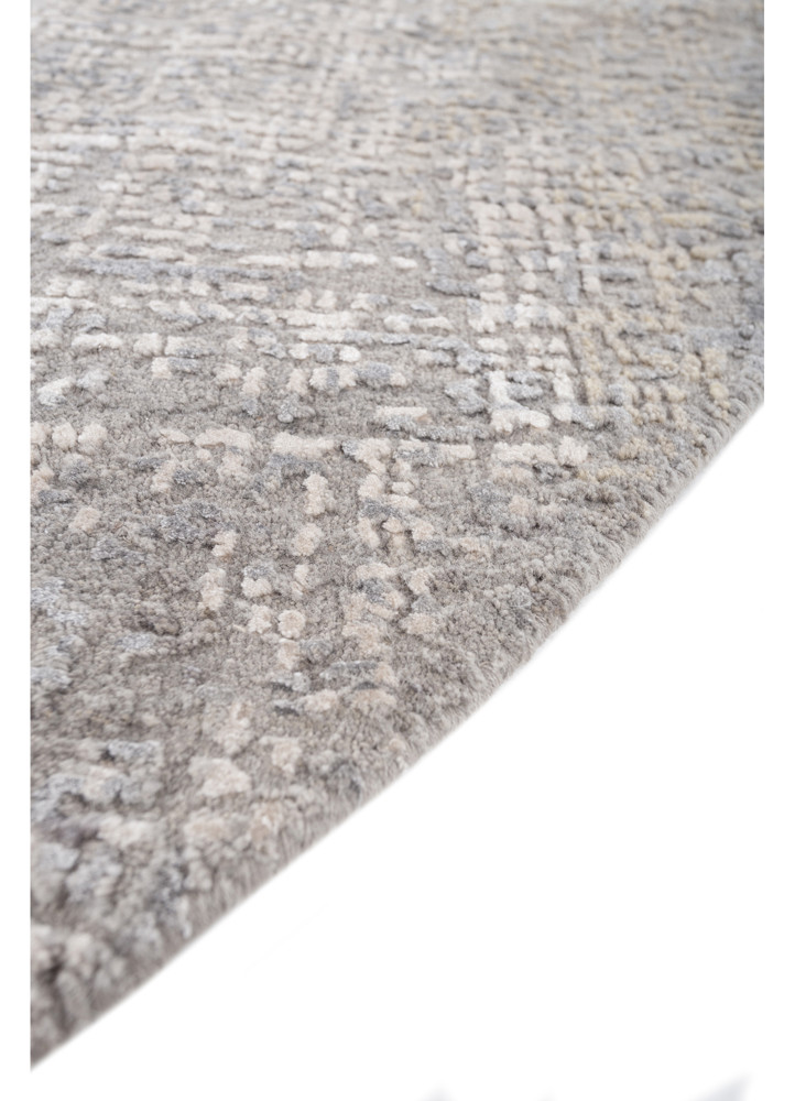 uvenuti grey and black wool and bamboo silk hand knotted Rug - Corner uvenuti grey and black wool and bamboo silk hand knotted Rug - Corner
