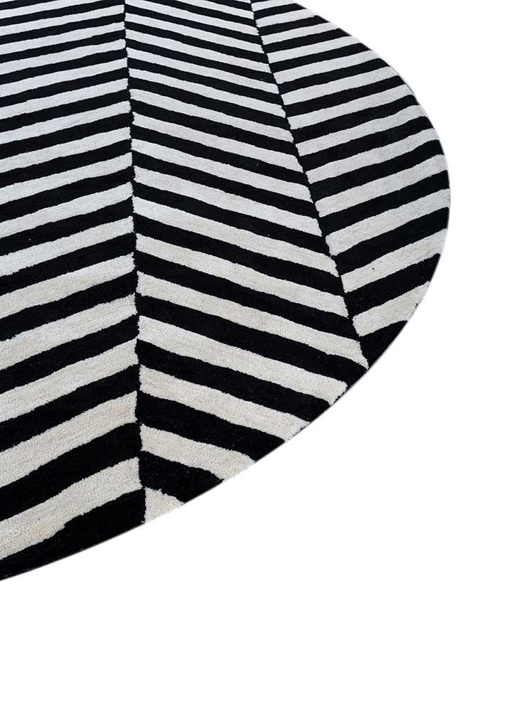 contour grey and black wool hand tufted Rug - Corner