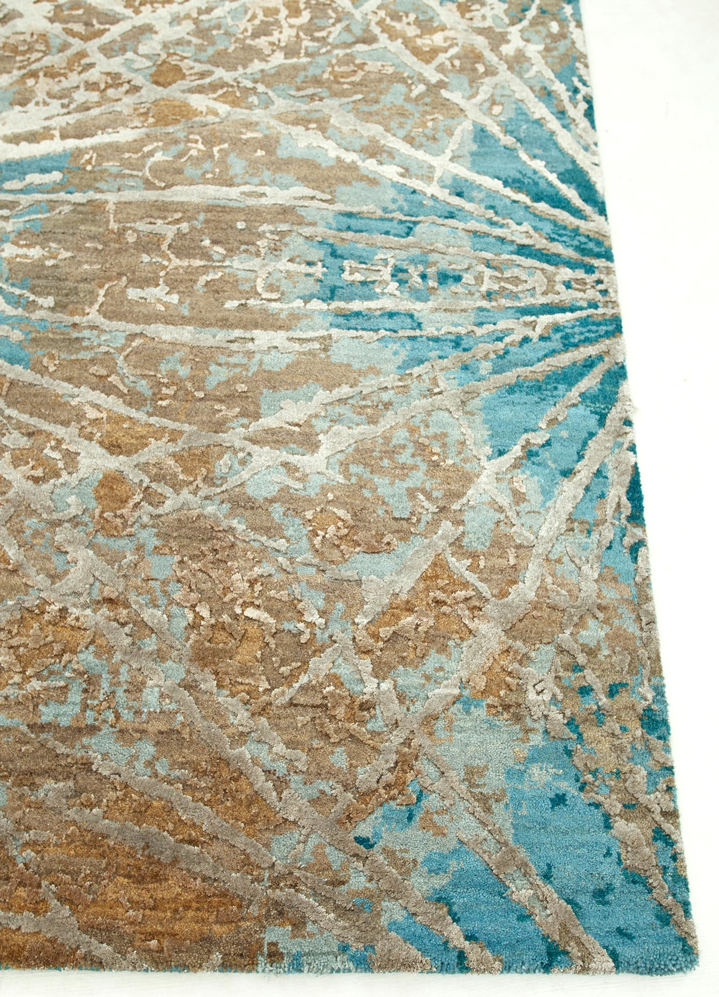 chaos theory by kavi green wool and bamboo silk hand knotted Rug - Corner chaos theory by kavi green wool and bamboo silk hand knotted Rug - Corner