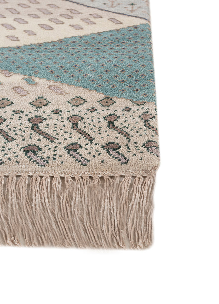 manchaha ivory wool and bamboo silk hand knotted Rug - Corner