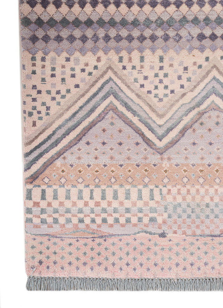 manchaha red and orange wool and bamboo silk hand knotted Rug - Corner manchaha red and orange wool and bamboo silk hand knotted Rug - Corner