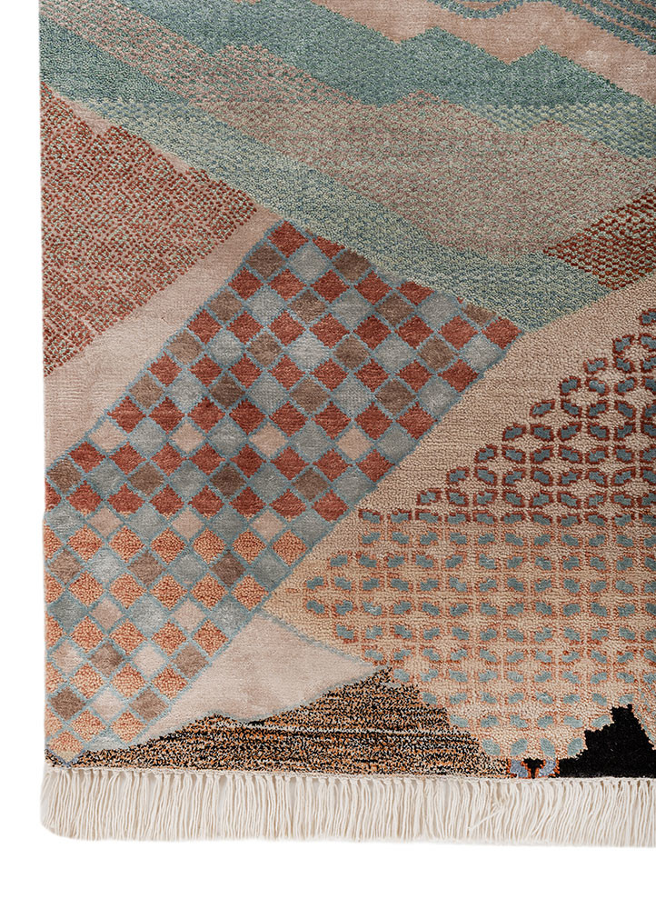 manchaha gold wool and bamboo silk hand knotted Rug - Corner manchaha gold wool and bamboo silk hand knotted Rug - Corner