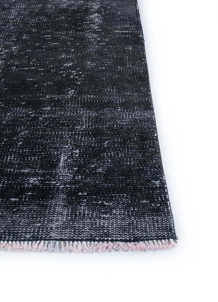 lacuna grey and black wool hand knotted Rug - Corner lacuna grey and black wool hand knotted Rug - Corner