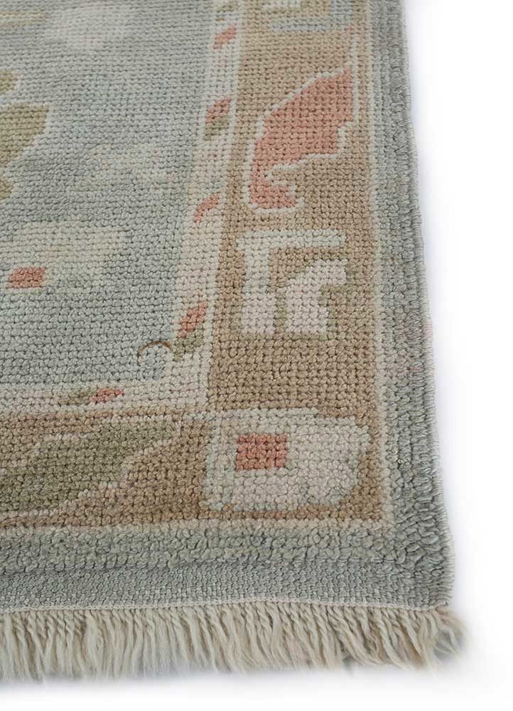cyanna blue wool hand knotted Rug - Corner