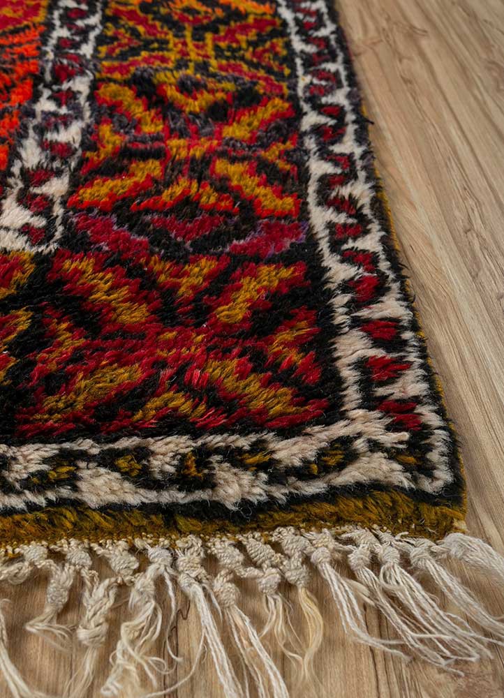 nuray red and orange wool hand knotted Rug - Corner
