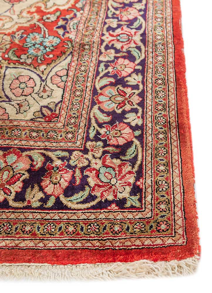 gulmarg green silk hand knotted Rug - Corner gulmarg green silk hand knotted Rug - Corner