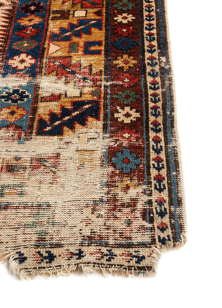 aalam ivory wool flat weaves Rug - Corner aalam ivory wool flat weaves Rug - Corner