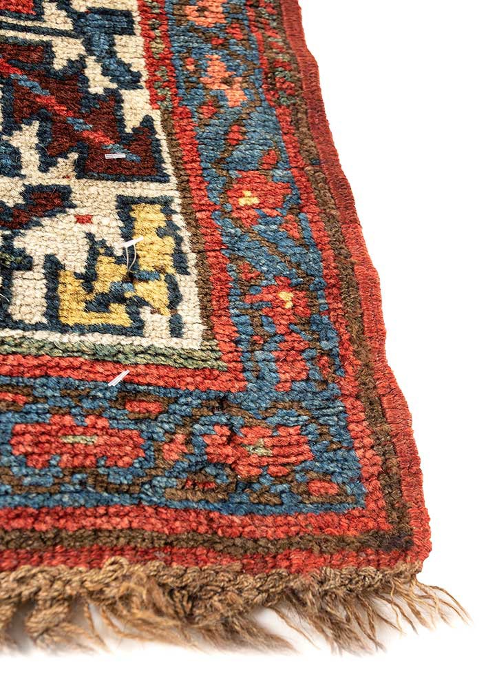 kiaan blue wool hand knotted Rug - Corner