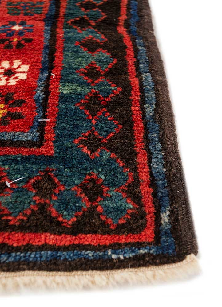kiaan blue wool hand knotted Rug - Corner