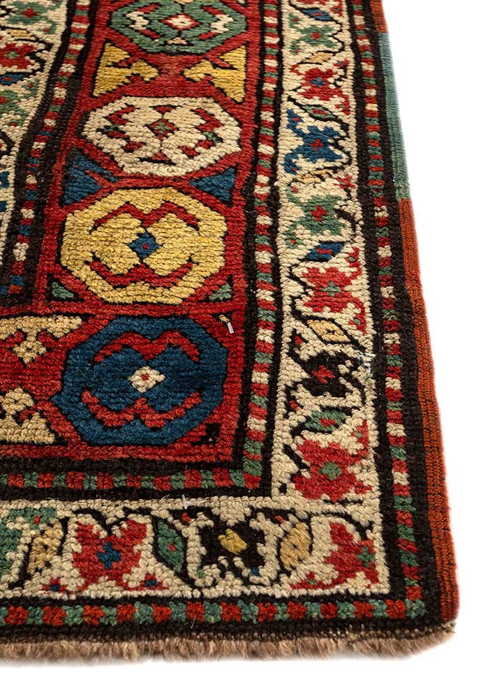 aalam ivory wool hand knotted Rug - Corner