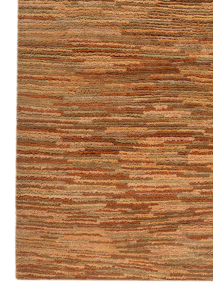 nuray gold wool hand knotted Rug - Corner