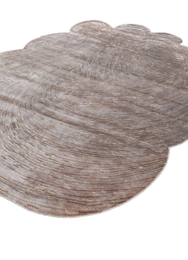 azalea ivory bamboo silk hand knotted Rug - FoldShot azalea ivory bamboo silk hand knotted Rug - FoldShot