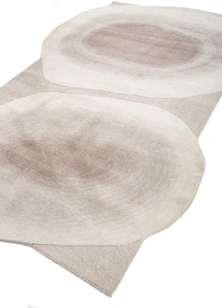 azalea gold wool hand knotted Rug - FoldShot azalea gold wool hand knotted Rug - FoldShot