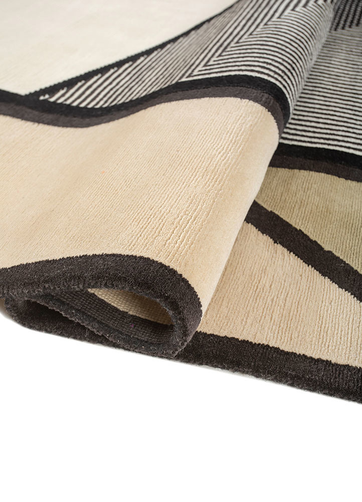 box ivory wool hand knotted Rug - FoldShot