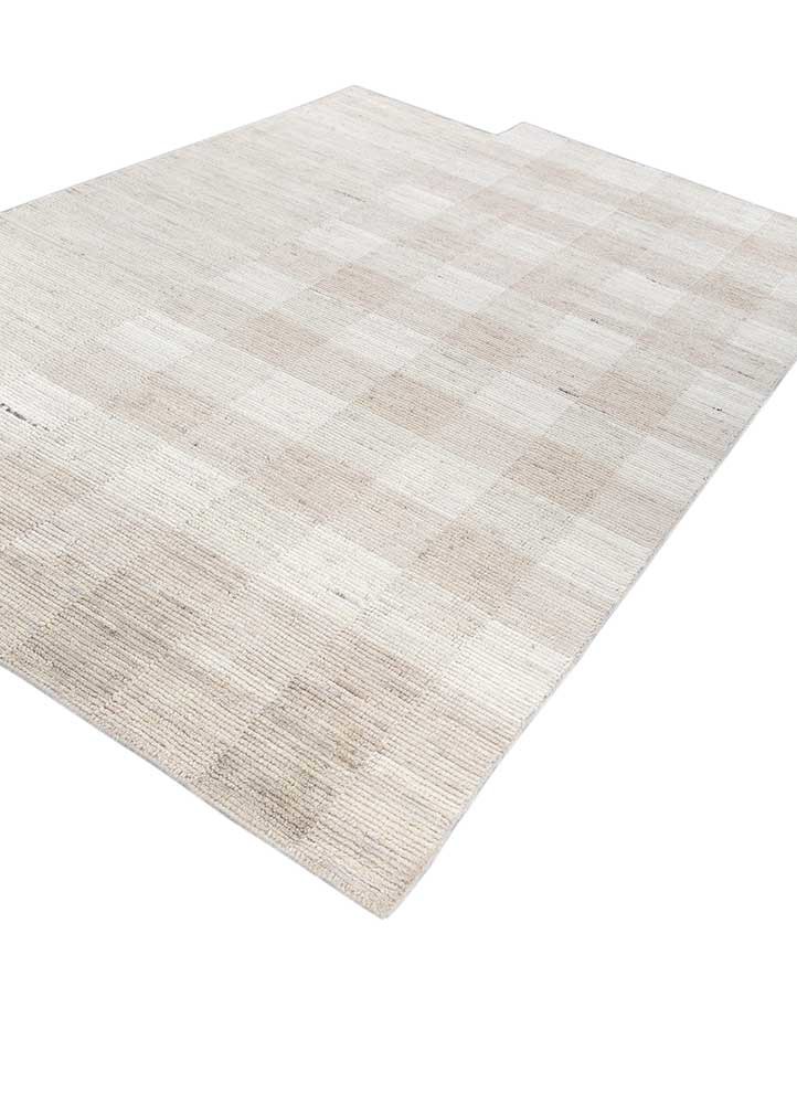 saga ivory wool hand loom Rug - FoldShot saga ivory wool hand loom Rug - FoldShot