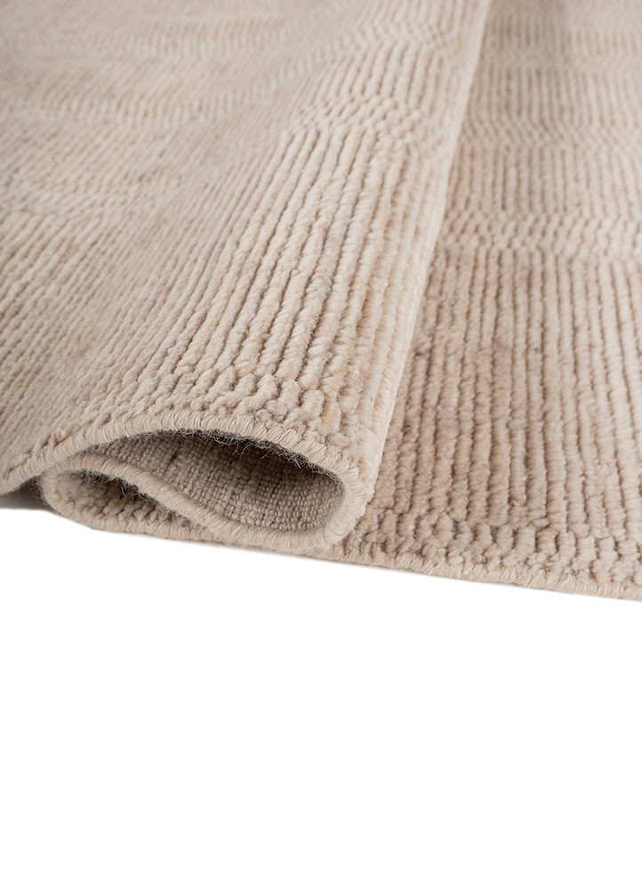saga red and orange wool hand loom Rug - FoldShot saga red and orange wool hand loom Rug - FoldShot