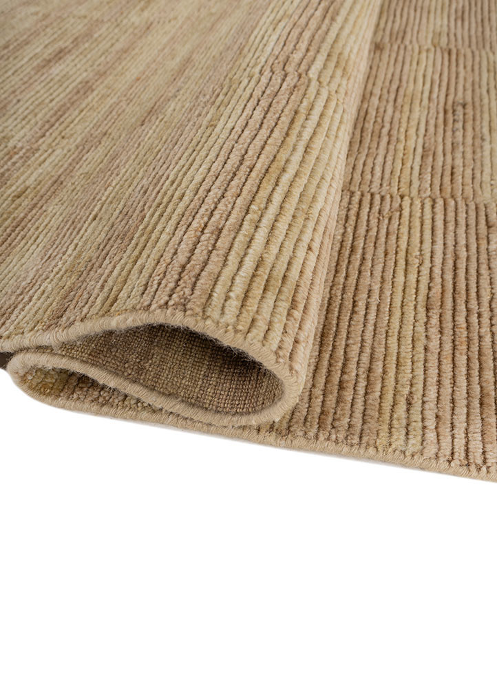 saga gold wool hand loom Rug - FoldShot