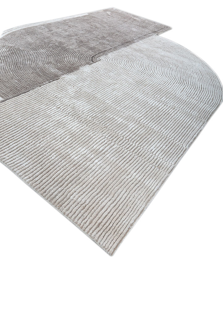 come around ivory wool and viscose hand tufted Rug - FoldShot come around ivory wool and viscose hand tufted Rug - FoldShot