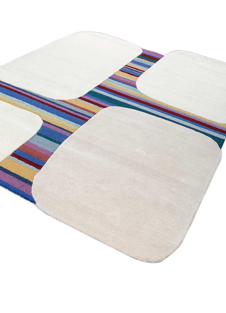 come around ivory wool and viscose hand tufted Rug - FoldShot come around ivory wool and viscose hand tufted Rug - FoldShot