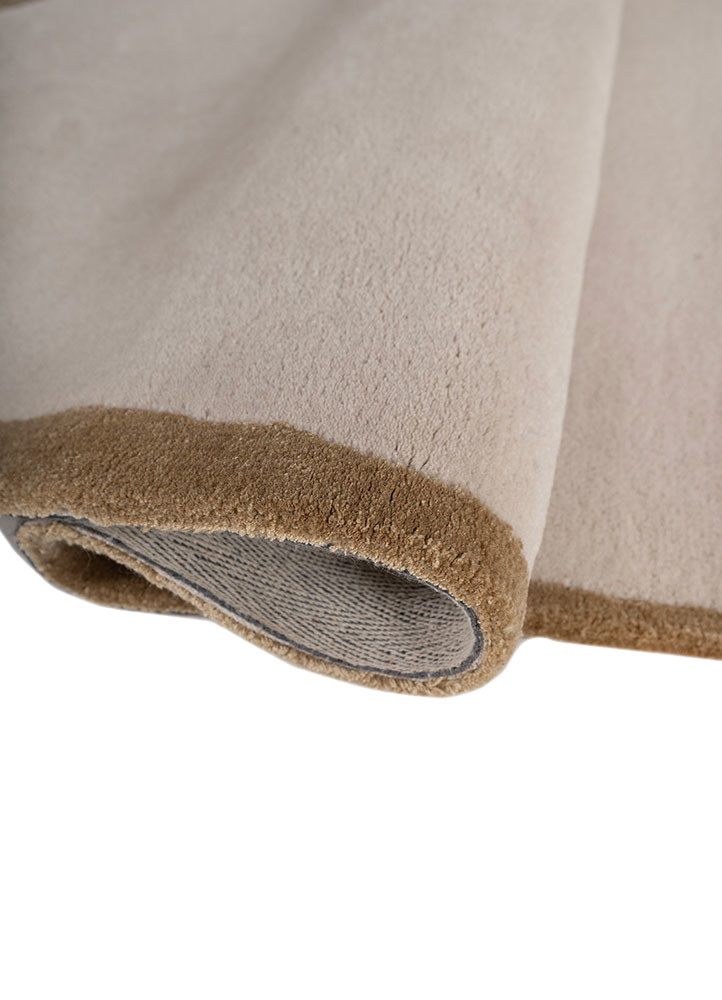 cera ivory wool and viscose hand tufted Rug - FoldShot cera ivory wool and viscose hand tufted Rug - FoldShot