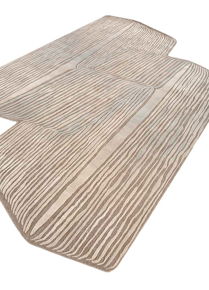 lucid blue wool and viscose hand tufted Rug - FoldShot