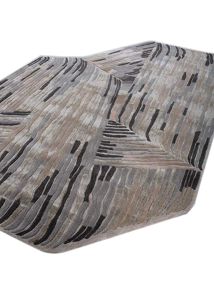 lucid ivory wool and viscose hand tufted Rug - FoldShot lucid ivory wool and viscose hand tufted Rug - FoldShot