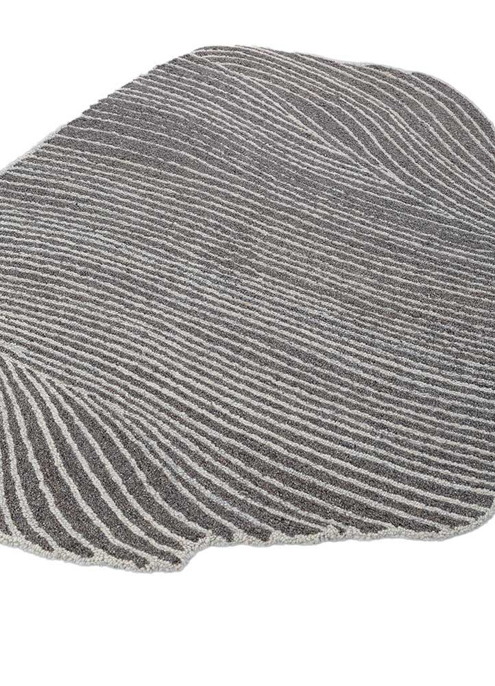 infini grey and black wool and viscose hand tufted Rug - FoldShot infini grey and black wool and viscose hand tufted Rug - FoldShot