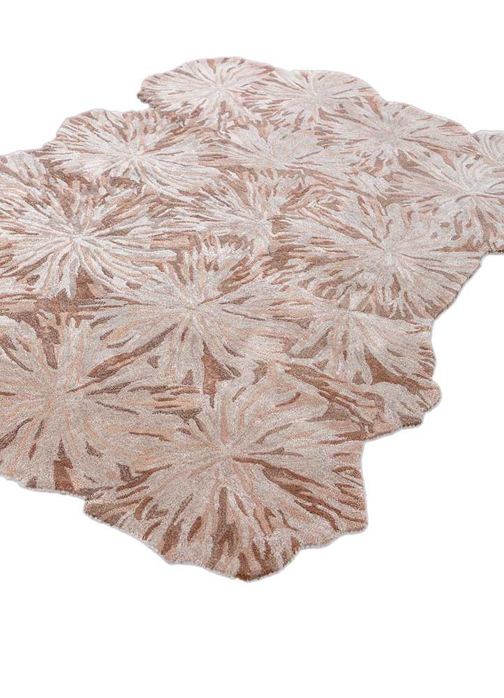 hacienda ivory wool and viscose hand tufted Rug - FoldShot hacienda ivory wool and viscose hand tufted Rug - FoldShot