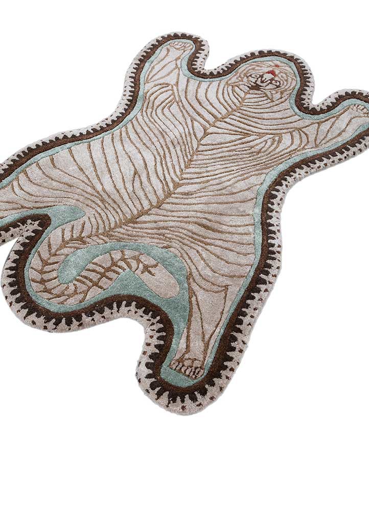 wild wanderlust ivory wool and viscose hand tufted Rug - FoldShot