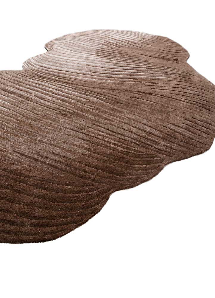 lucid beige and brown wool and viscose hand tufted Rug - FoldShot