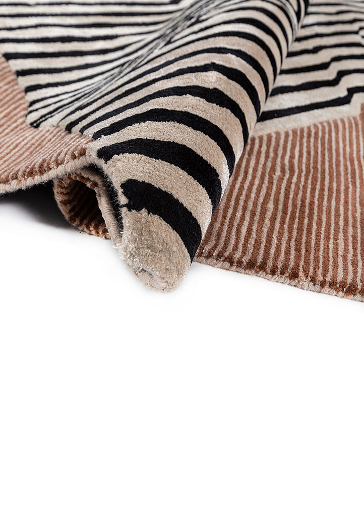 adrift ivory wool and viscose hand tufted Rug - FoldShot