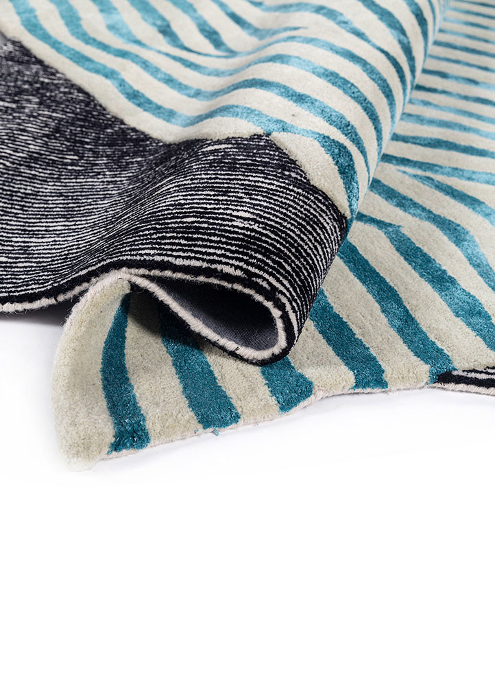 adrift blue wool and viscose hand tufted Rug - FoldShot