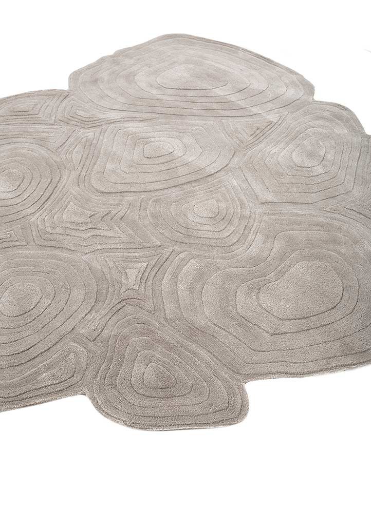 pathways grey and black wool and viscose hand tufted Rug - FoldShot pathways grey and black wool and viscose hand tufted Rug - FoldShot