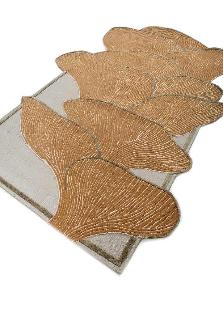 aurelia gold wool and viscose and silk hand tufted Rug - FoldShot