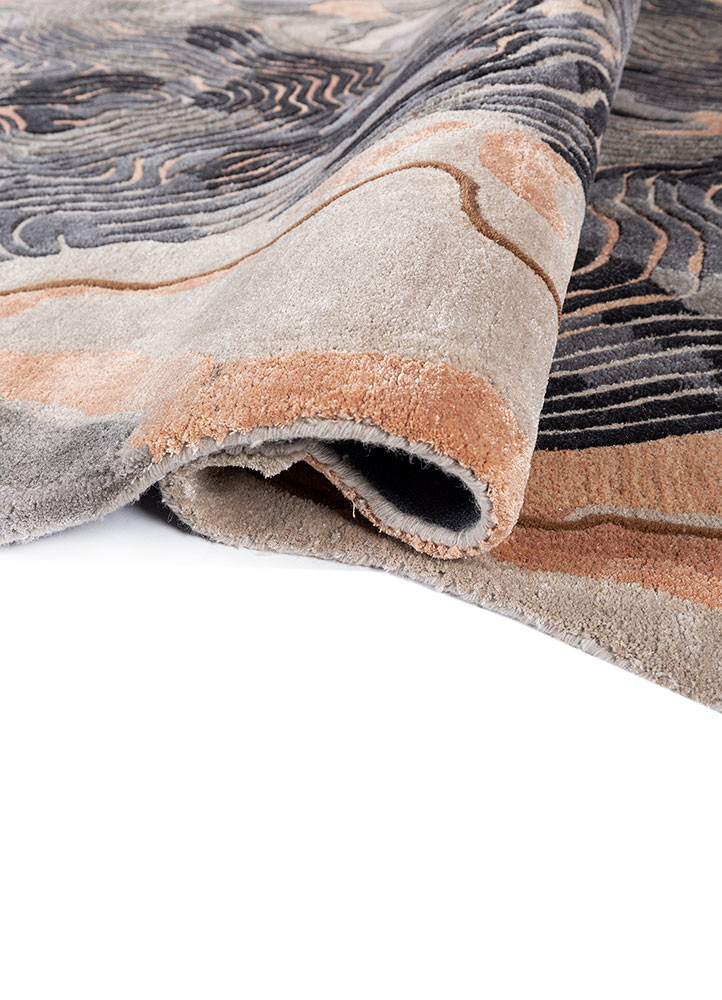 aurelia ivory wool and viscose hand tufted Rug - FoldShot aurelia ivory wool and viscose hand tufted Rug - FoldShot