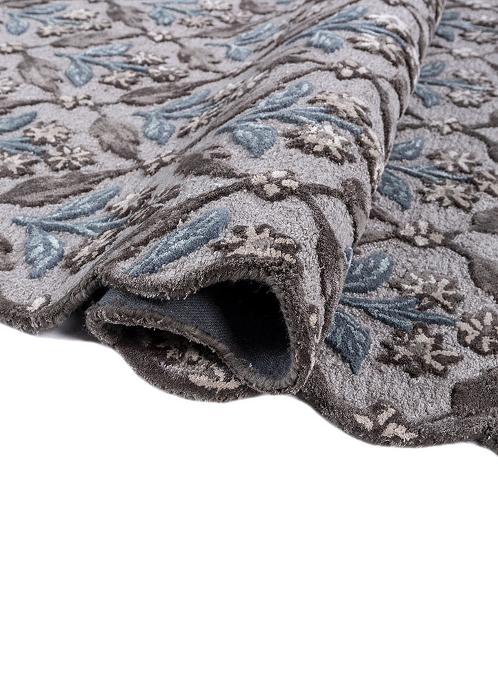 aurelia grey and black wool and viscose hand tufted Rug - FoldShot aurelia grey and black wool and viscose hand tufted Rug - FoldShot