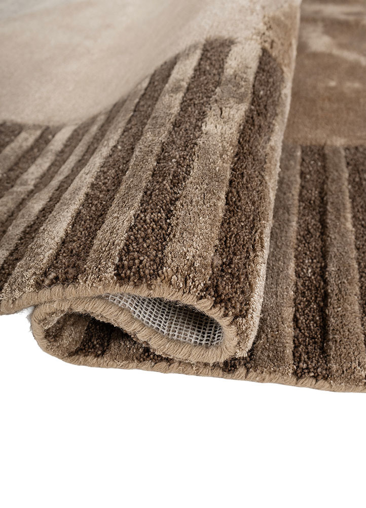 come around beige and brown wool and viscose hand tufted Rug - FoldShot come around beige and brown wool and viscose hand tufted Rug - FoldShot