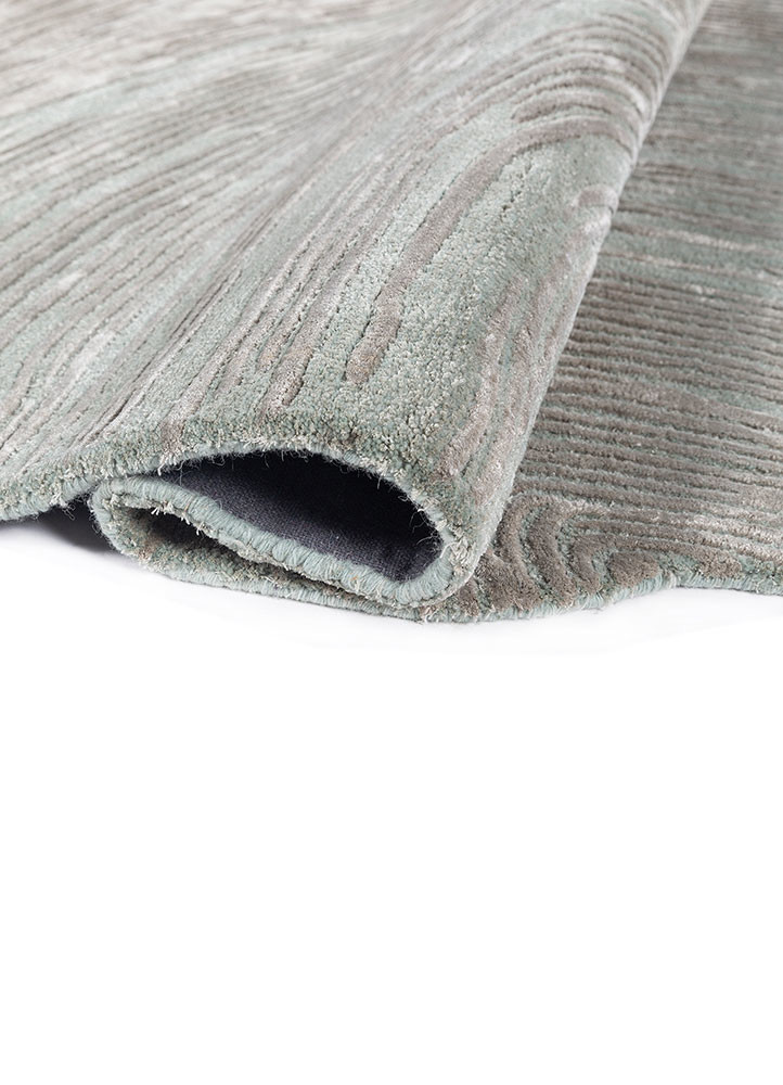 lucid blue wool and viscose hand tufted Rug - FoldShot