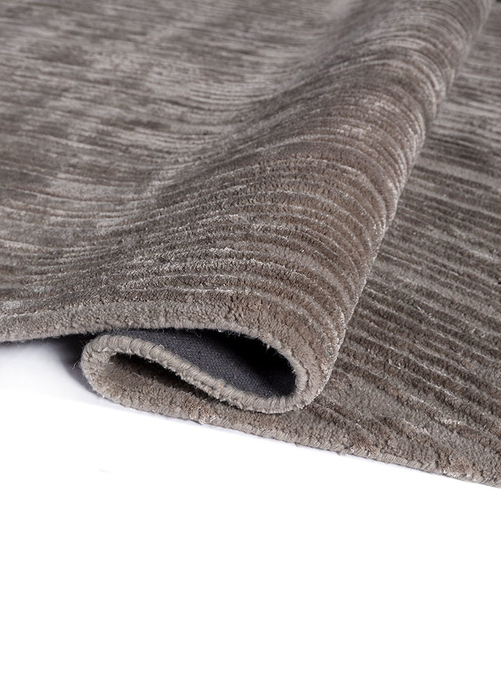 lucid grey and black wool and viscose hand tufted Rug - FoldShot lucid grey and black wool and viscose hand tufted Rug - FoldShot