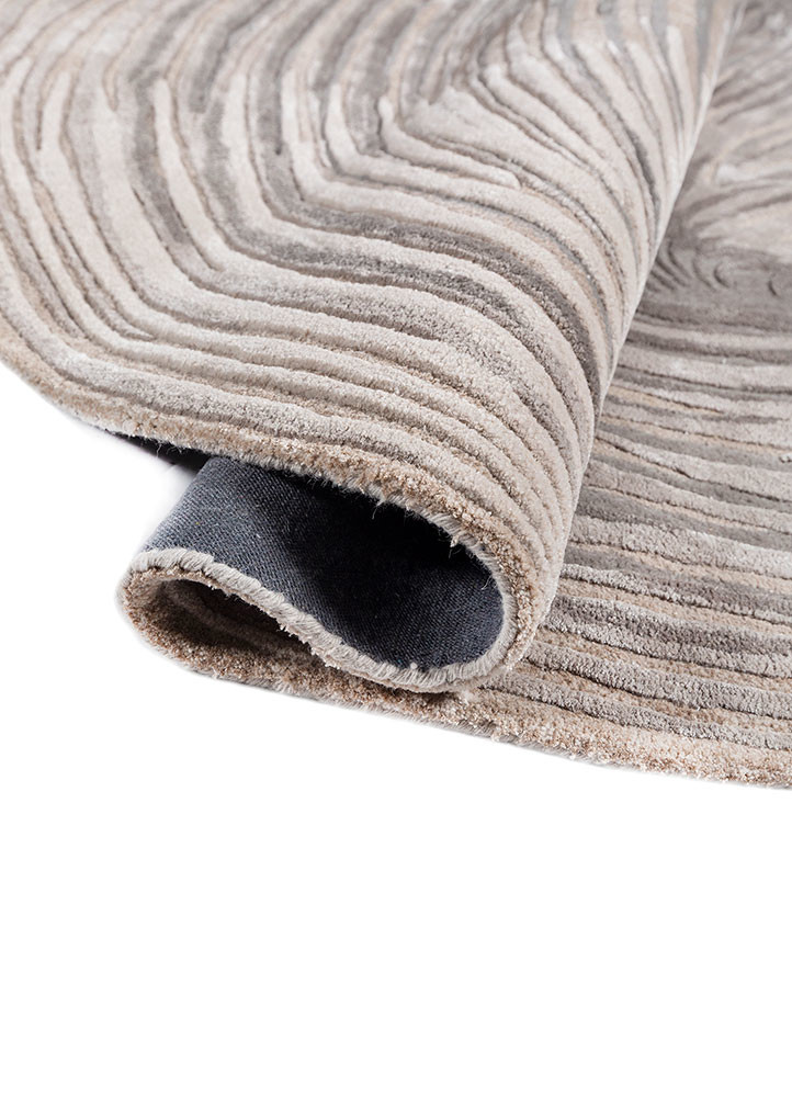 infini grey and black wool and viscose hand tufted Rug - FoldShot infini grey and black wool and viscose hand tufted Rug - FoldShot