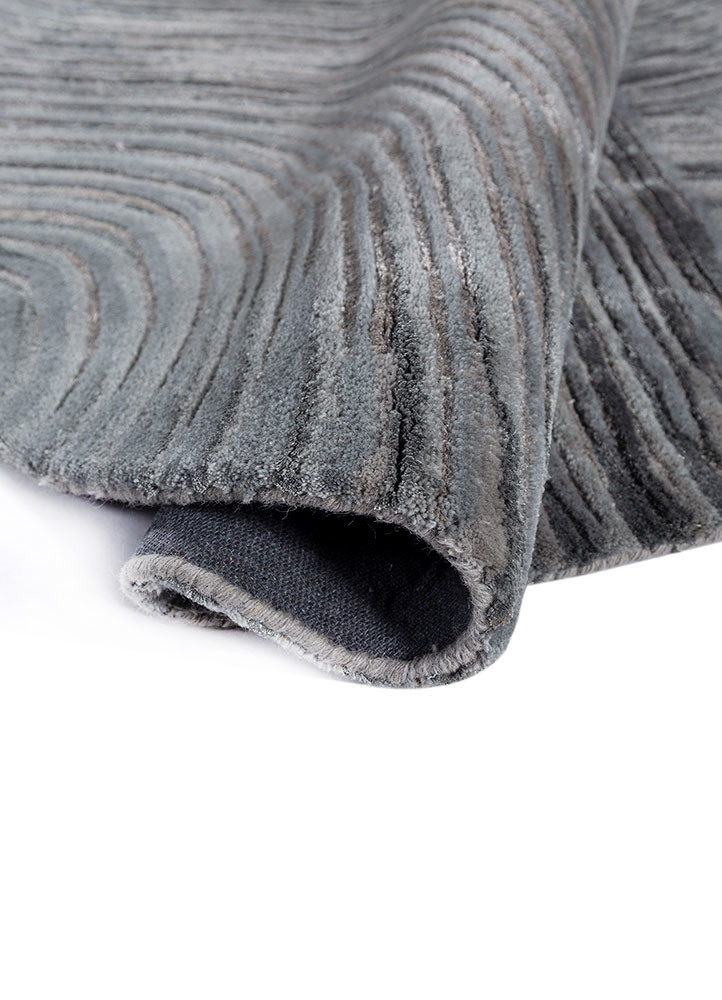 infini blue wool and viscose hand tufted Rug - FoldShot infini blue wool and viscose hand tufted Rug - FoldShot