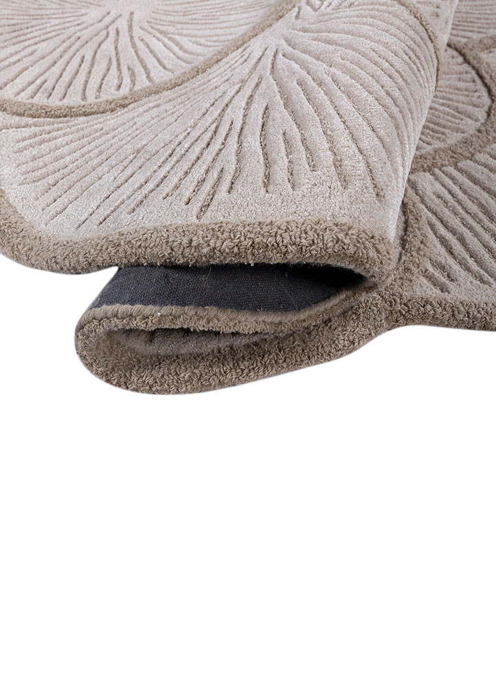 aurelia ivory wool and viscose hand tufted Rug - FoldShot aurelia ivory wool and viscose hand tufted Rug - FoldShot
