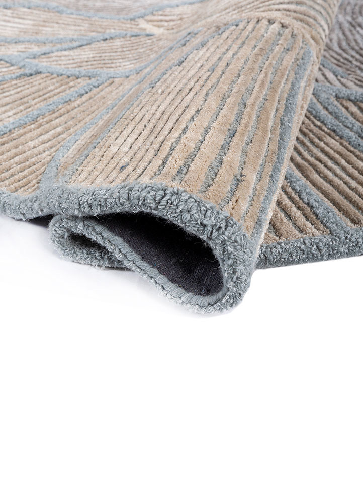 aurelia grey and black wool and viscose hand tufted Rug - FoldShot aurelia grey and black wool and viscose hand tufted Rug - FoldShot