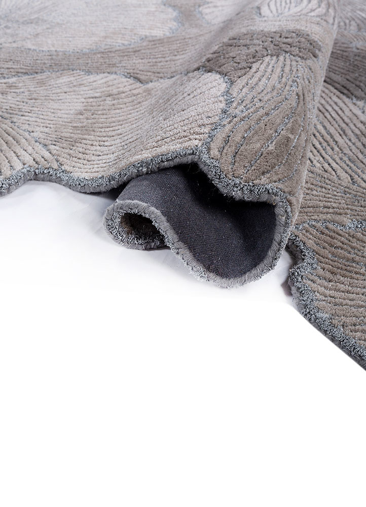 aurelia ivory viscose hand tufted Rug - FoldShot aurelia ivory viscose hand tufted Rug - FoldShot