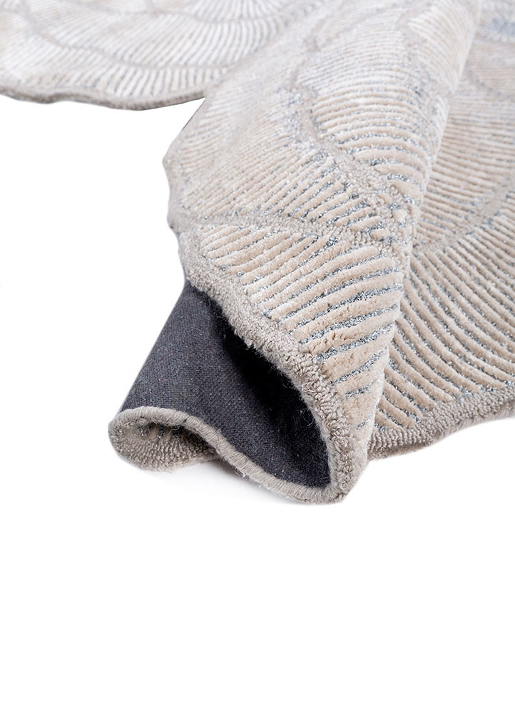 aurelia ivory wool and viscose hand tufted Rug - FoldShot aurelia ivory wool and viscose hand tufted Rug - FoldShot