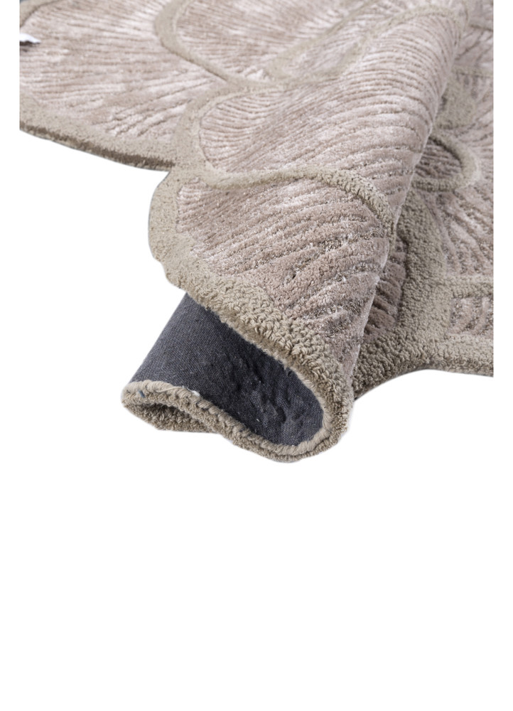 aurelia beige and brown wool and viscose hand tufted Rug - FoldShot aurelia beige and brown wool and viscose hand tufted Rug - FoldShot