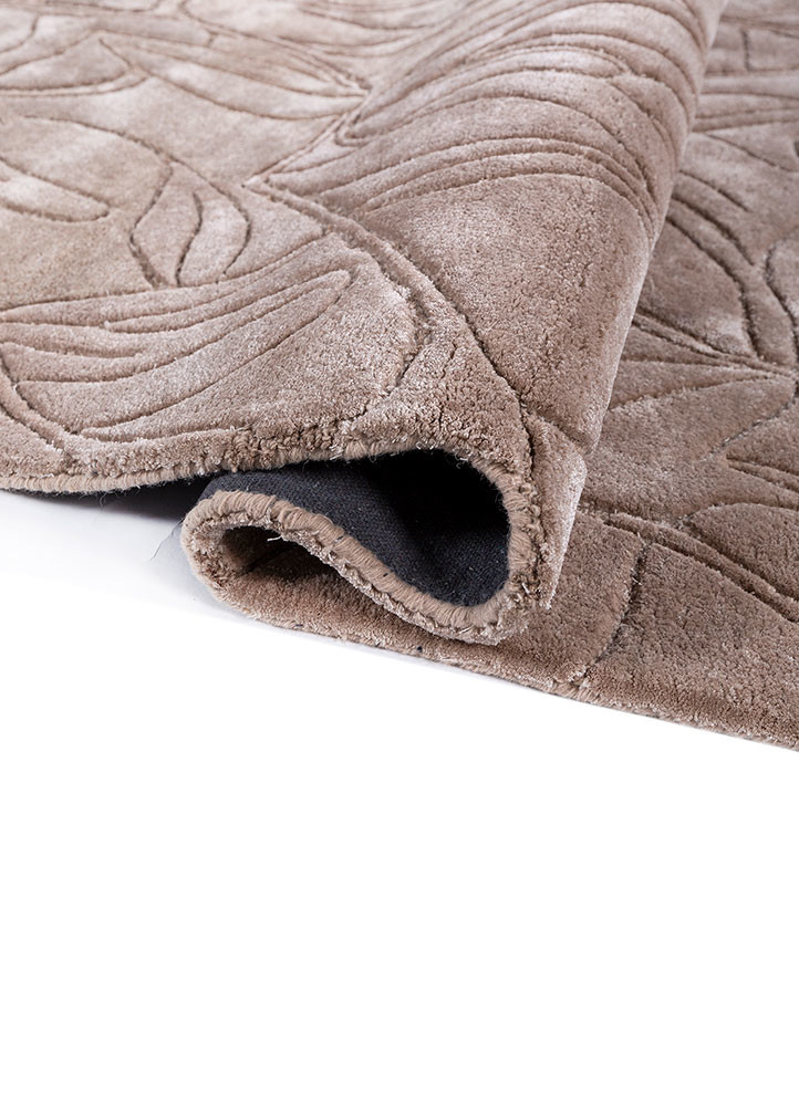 aurelia beige and brown wool and viscose hand tufted Rug - FoldShot aurelia beige and brown wool and viscose hand tufted Rug - FoldShot