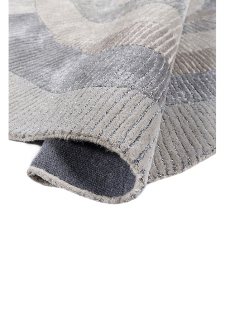 pathways ivory wool and viscose hand tufted Rug - FoldShot