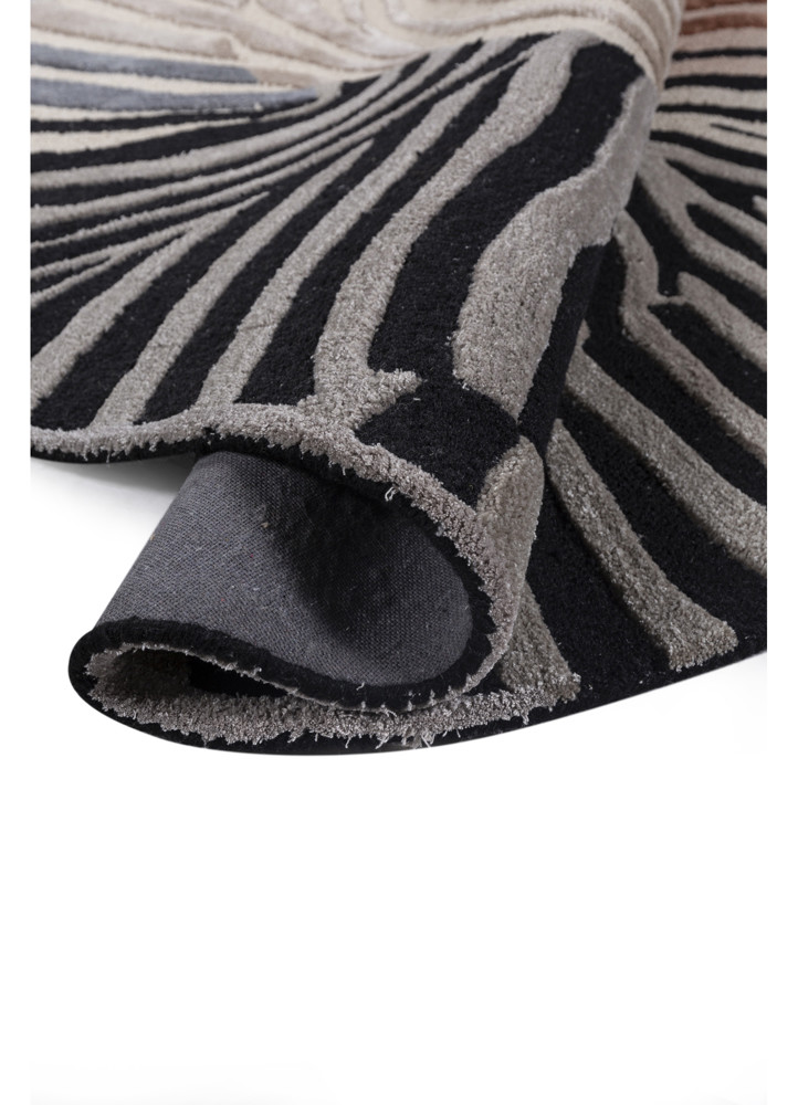 caliedo grey and black wool and viscose hand tufted Rug - FoldShot caliedo grey and black wool and viscose hand tufted Rug - FoldShot